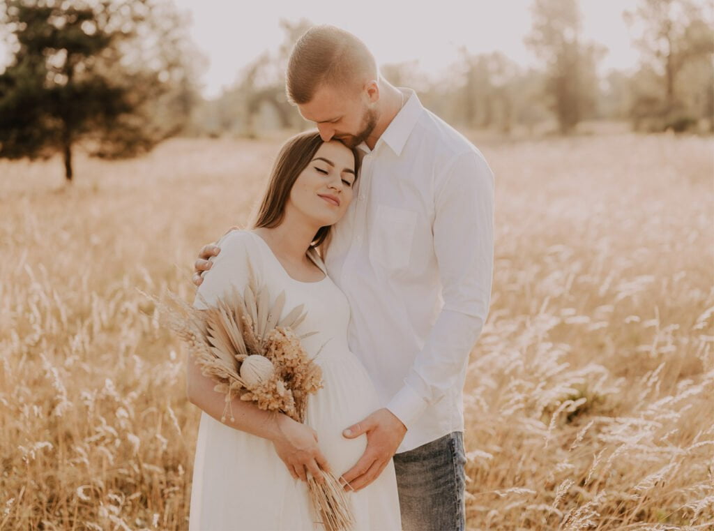 Read more about the article Sesja ciążowa w stylu boho – Wyszków