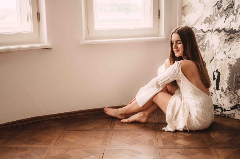 Read more about the article Sesja kobieca w studio – Warszawa