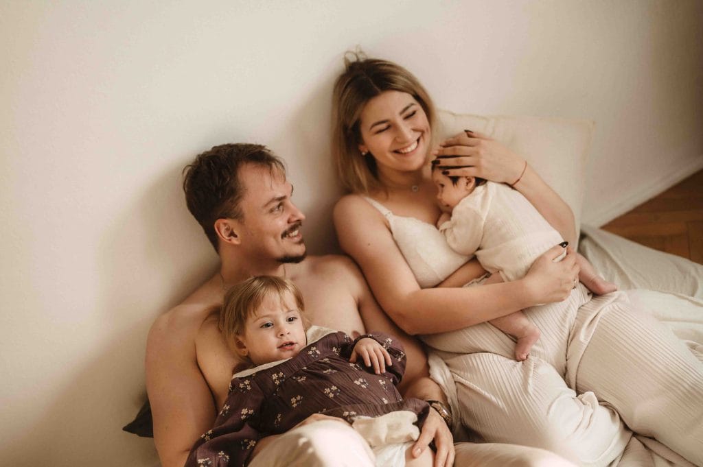 Read more about the article Sesja rodzinna z niemowlakiem | Sesja świąteczna Warszawa, Wyszków